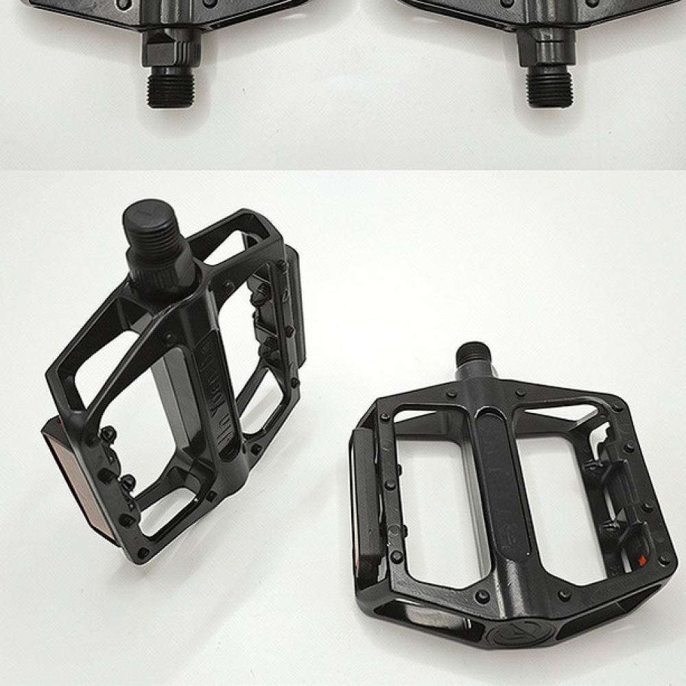 Universal Bicycle Pedals Alumi - Cycling Commute Gear ulasan dan harga